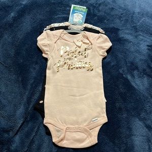 3 Pack Infant Bodysuits